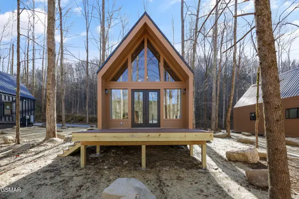 222 Braydens Way, Gatlinburg, TN 37738