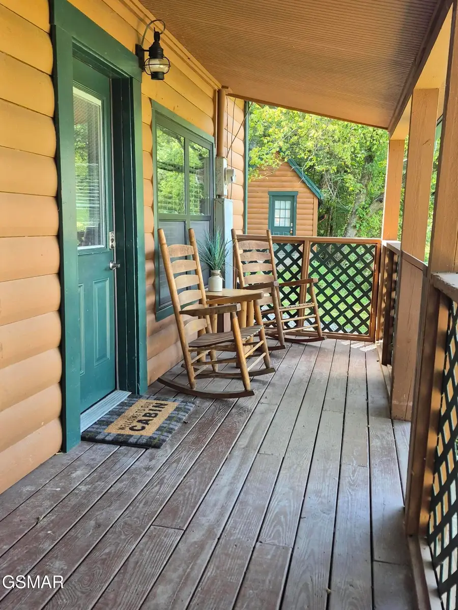 601 Old Knoxville Highway, Sevierville, TN 37862 - Image #3