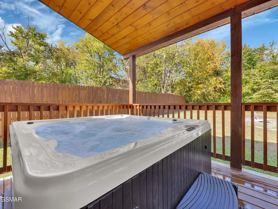 216 Caton Road, Sevierville, TN 37862 - Image #2