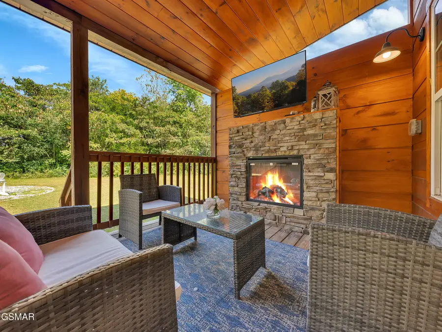 216 Caton Road, Sevierville, TN 37862 - Image #3