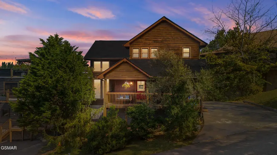 420 Stone Ridge Way Way, Pigeon Forge, TN 37863 - Image #3