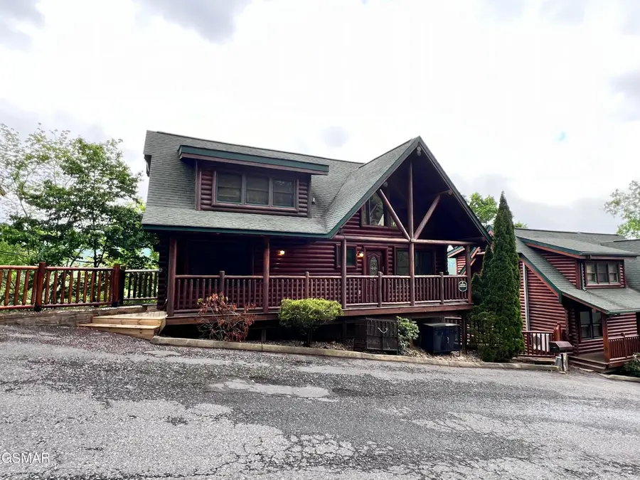 1726 Summit View Way, Pigeon Forge, TN 37862 - Image #2