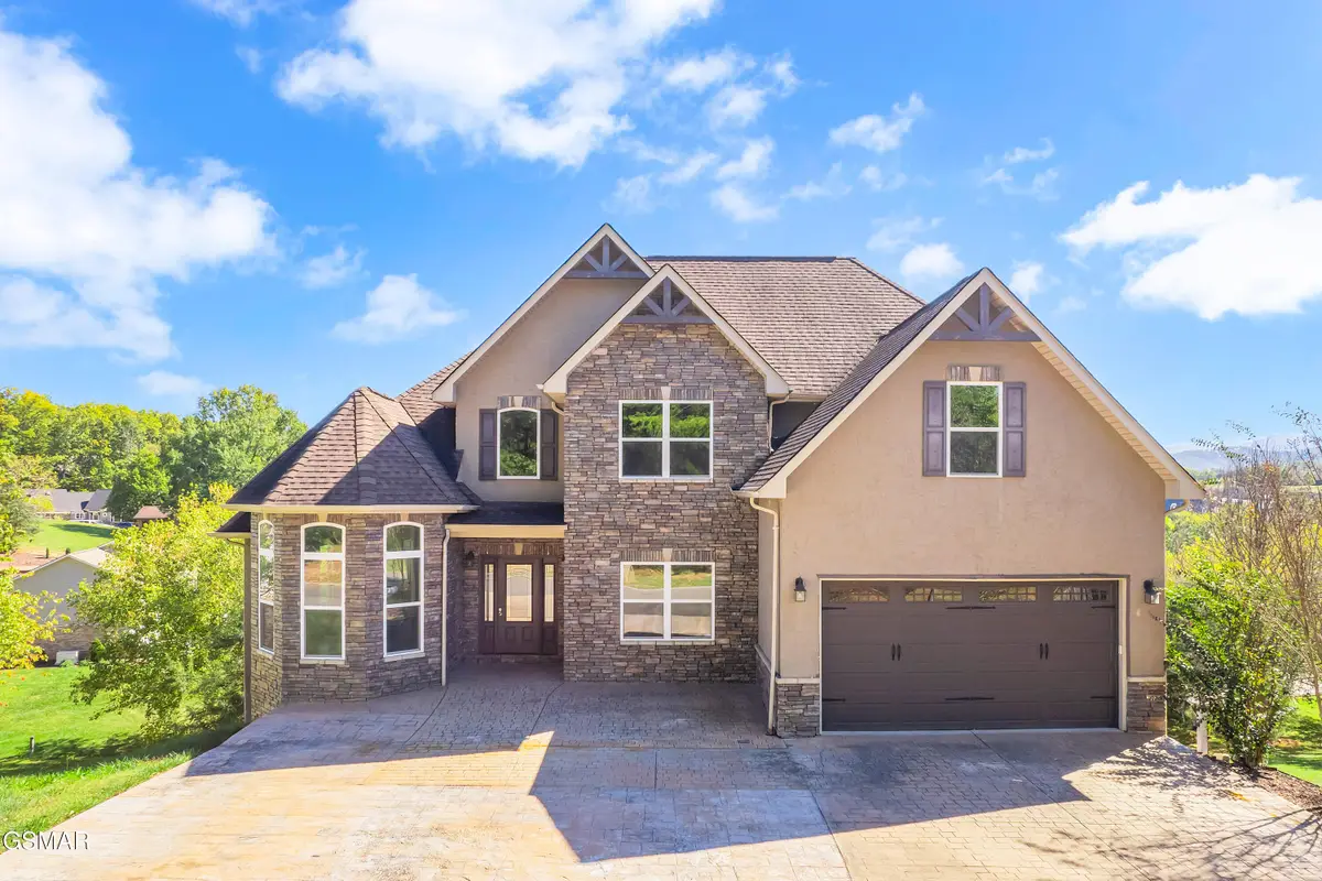 1202 Foxwood Drive, Sevierville, TN 37862 - Image #1