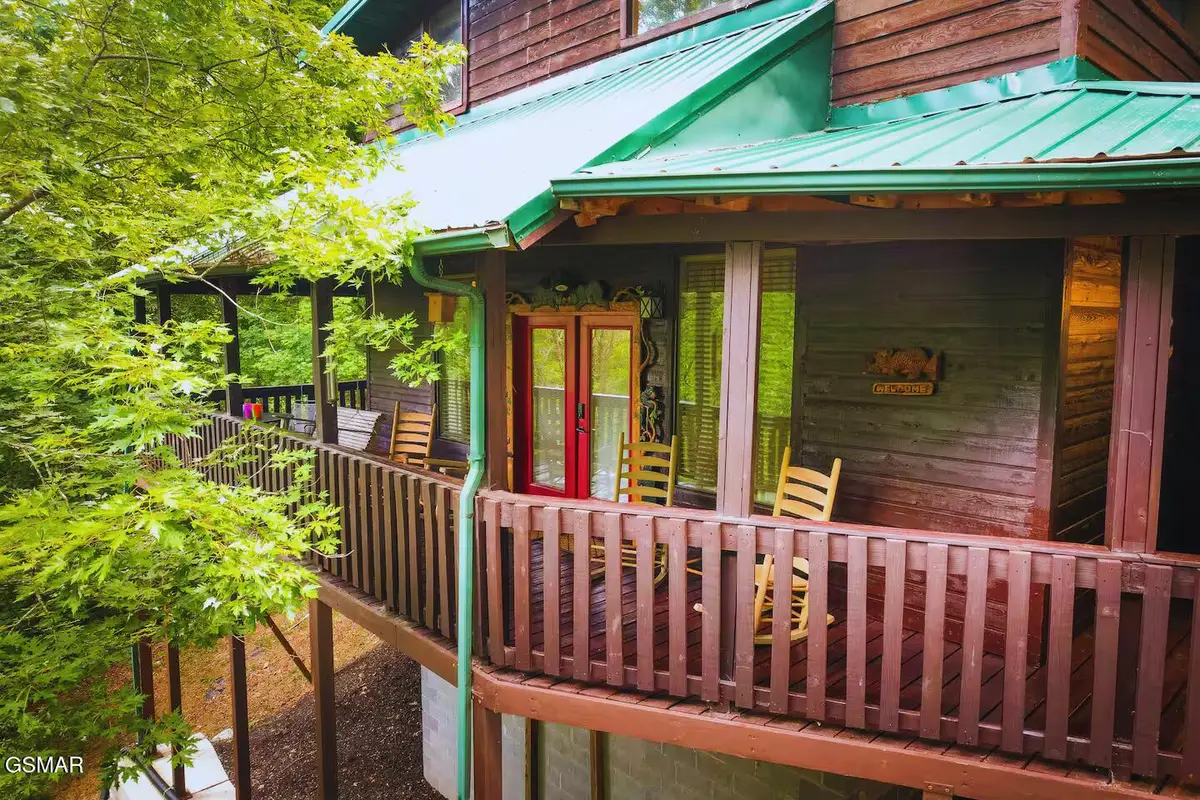 2202 Applewood Road, Sevierville, TN 37862 - Image #1