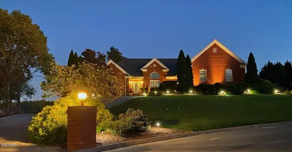 2530 Goingback Circle, Sevierville, TN 37876