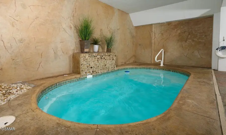 565 Galloway Lane Lane, Gatlinburg, TN 37738 - Image #2