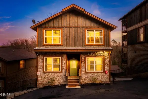 3031 Ridgetop Resort Way, Pigeon Forge, TN 37876