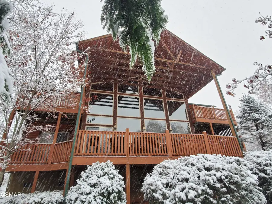 1716 Smoky Hills Drive, Gatlinburg, TN 37738 - Image #3