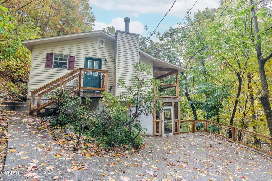 1816 Saint Moritz Drive, Gatlinburg, TN 37738 - Image #2