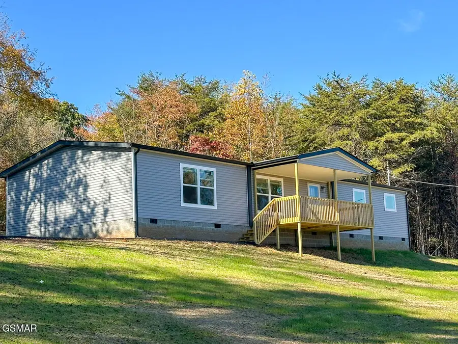 354 Bungalow Drive, Dandridge, TN 37725 - #2