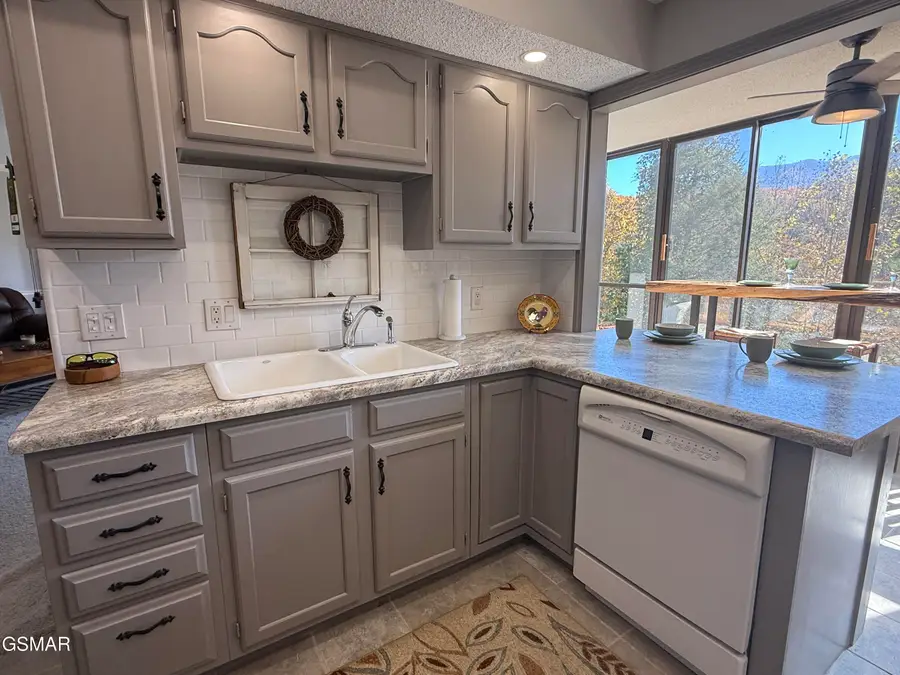 1704 Hidden Hills Road #Unit 102, Gatlinburg, TN 37738 - Image #3