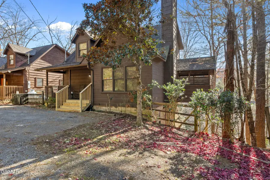 448 Silver Maple Lane, Gatlinburg, TN 37738 - Image #3