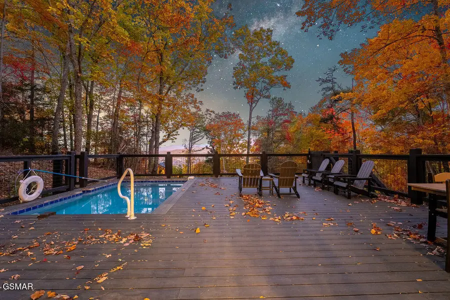 915 Stans Road, Gatlinburg, TN 37738 - Image #2