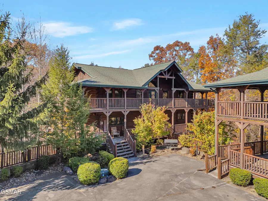 805 Spirit Loop Way, Gatlinburg, TN 37738 - Image #2