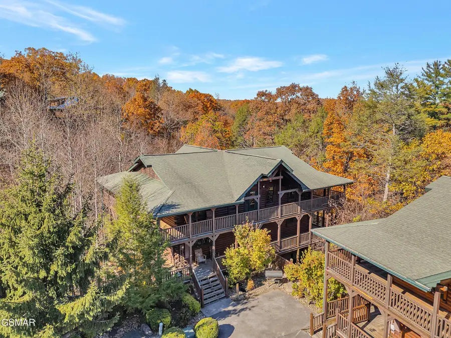 805 Spirit Loop Way, Gatlinburg, TN 37738 - Image #3