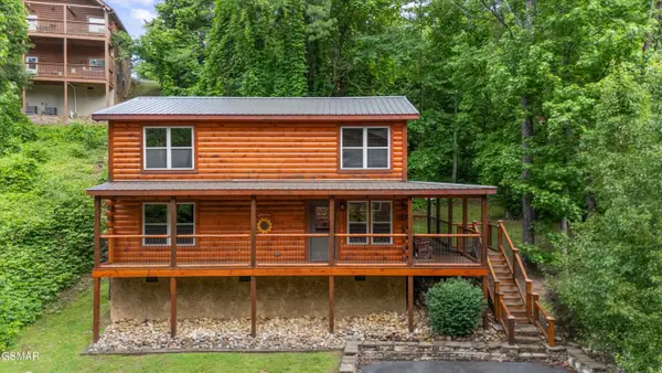 2377 Alpine Village Way, Pigeon Forge, TN 37863