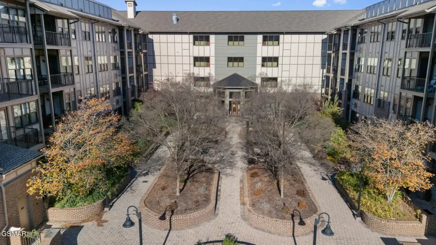 445 W Blount Avenue #420, Knoxville, TN 37920 - Image #2