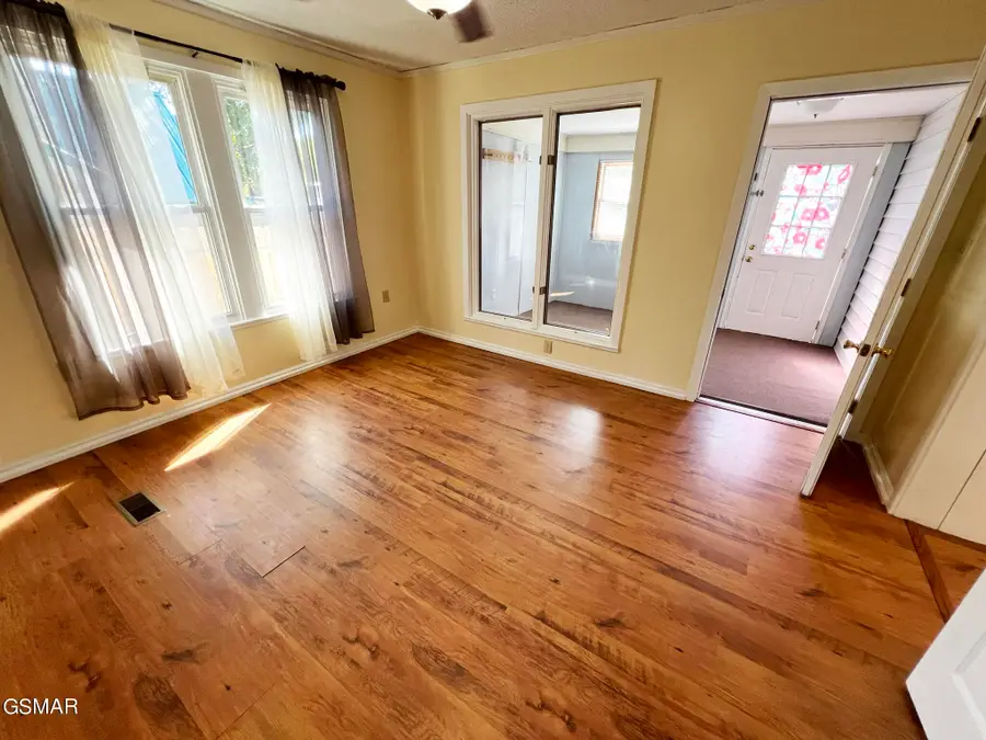 107 Mountain View Drive, Sevierville, TN 37862 - Image #2