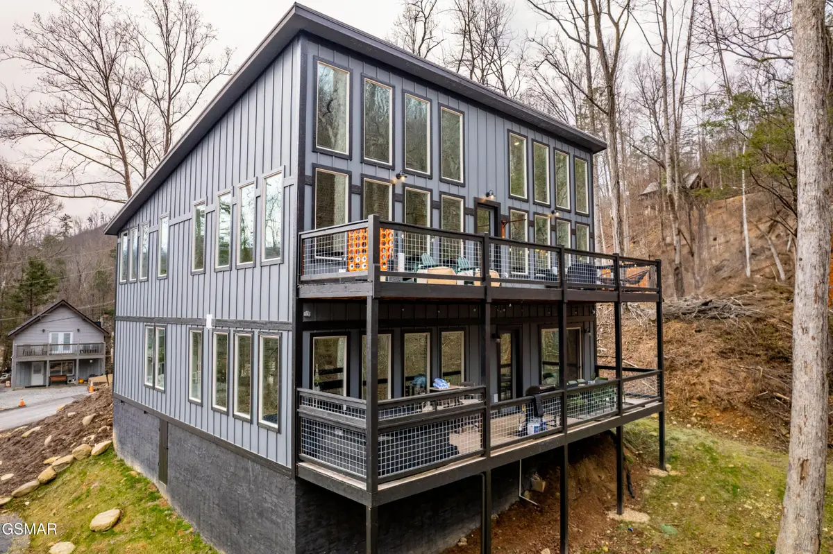 456 Winfield Heights Road, Gatlinburg, TN 37738 - Image #1