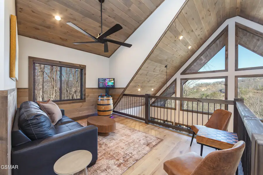 2317 Grey Fox Run, Sevierville, TN 37862 - Image #3