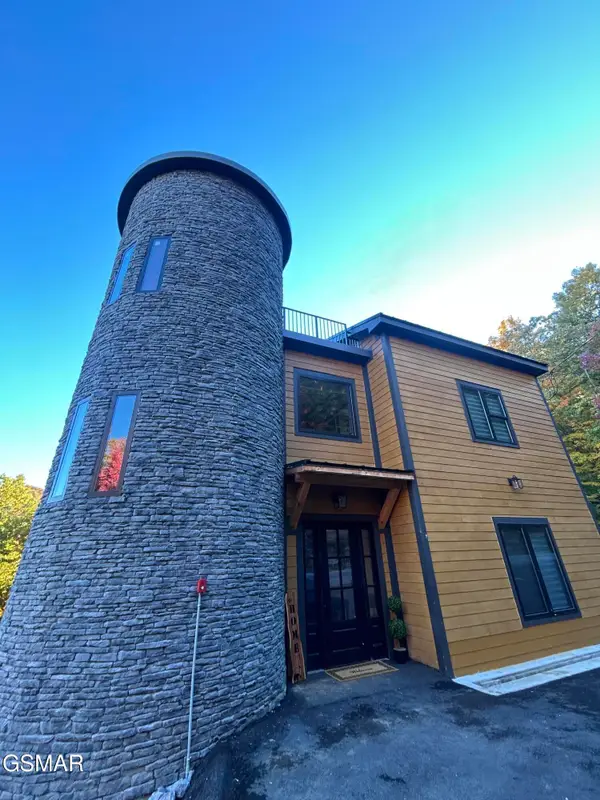 1253 Bavarian Way, Gatlinburg, TN 37738