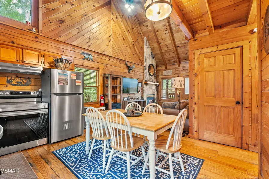 524 Hoot Owl Way Way, Gatlinburg, TN 37738 - Image #3