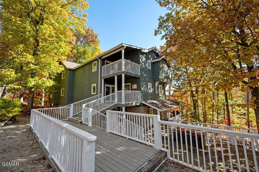 1106 Tanrac Trail, Gatlinburg, TN 37738 - Image #1