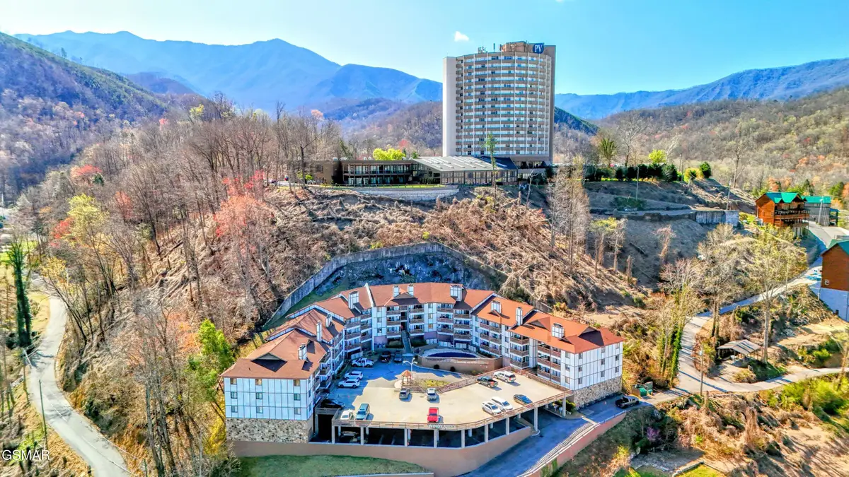 616 Turkey Nest Road #APT 205, Gatlinburg, TN 37738 - Image #1