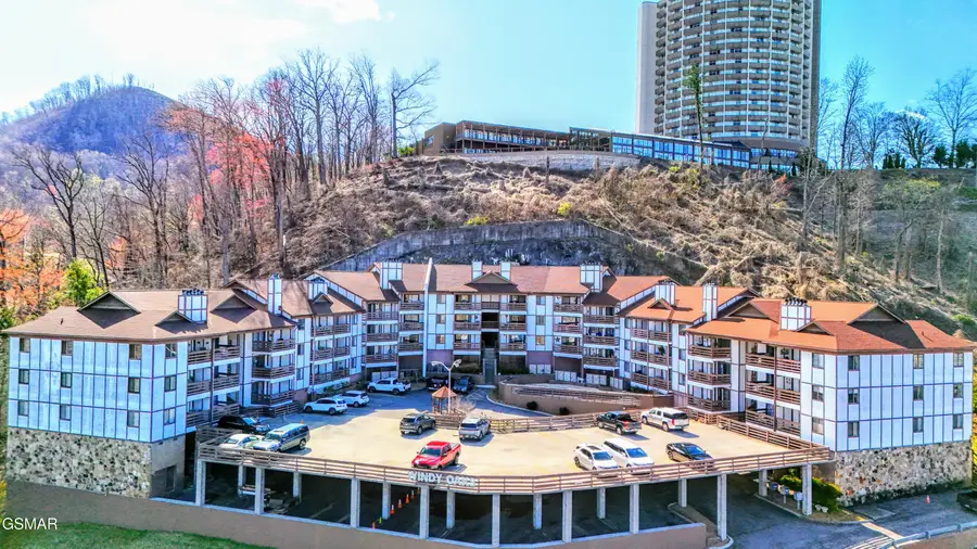 616 Turkey Nest Road #APT 205, Gatlinburg, TN 37738 - Image #2