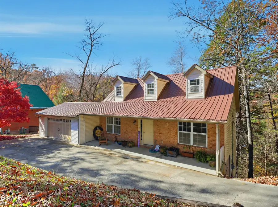 644 Monte Wood Circle, Pigeon Forge, TN 37863 - Image #2
