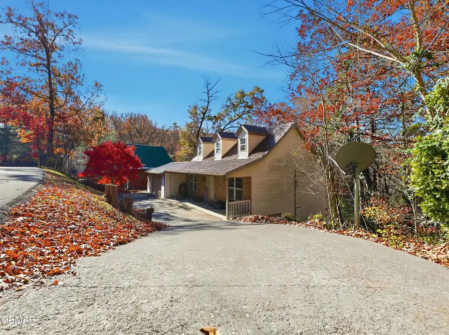 644 Monte Wood Circle, Pigeon Forge, TN 37863 - Image #3