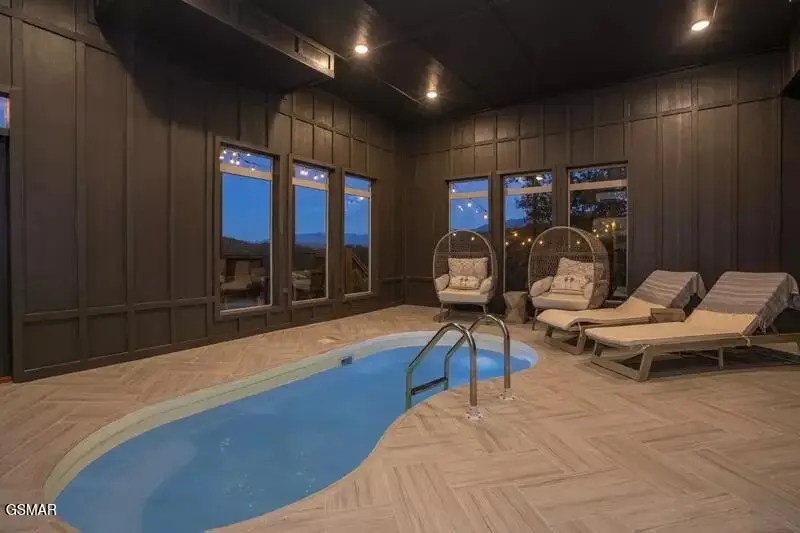 2943 Lightning Strike Dr, Sevierville, TN 37862 - Image #2