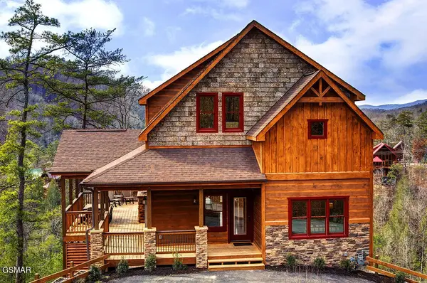 1201 Parkview Vista Way #51, Sevierville, TN 37862