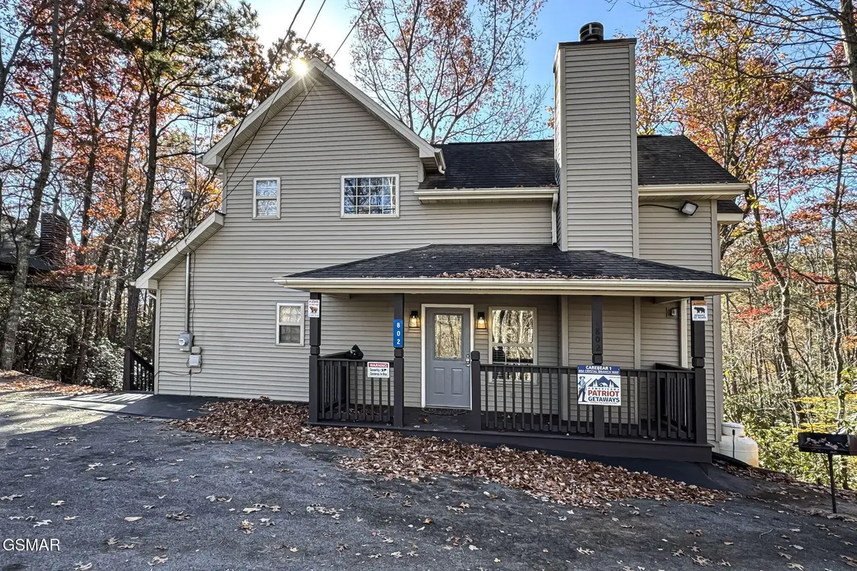 802 Crystal Br Way, Gatlinburg, TN 37738 - Image #1