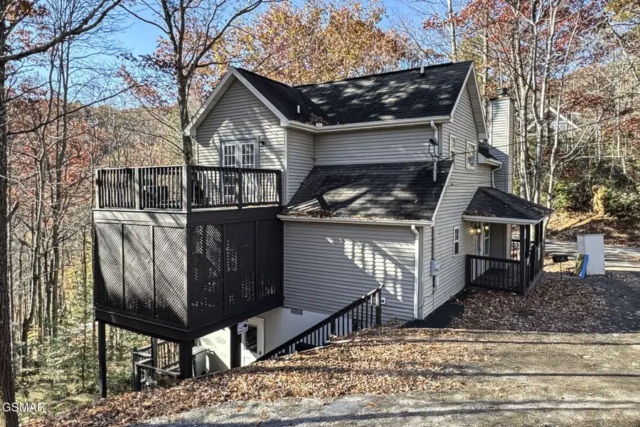 802 Crystal Br Way, Gatlinburg, TN 37738 - Image #2