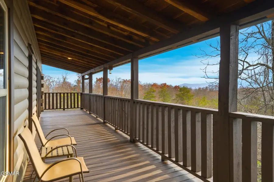 2016 Oakmont Drive, Sevierville, TN 37876 - Image #3