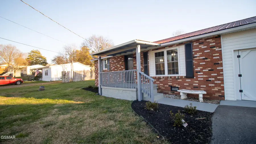 2687 W Old Aj Hwy, Strawberry Plains, TN 37871 - Image #2