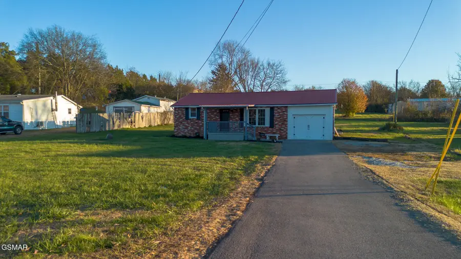 2687 W Old Aj Hwy, Strawberry Plains, TN 37871 - Image #3