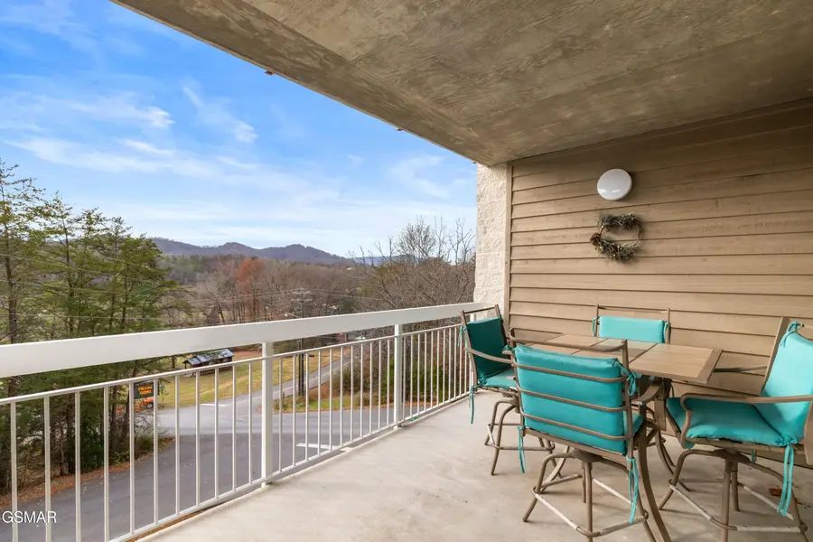 205 Ogle Dr #622, Pigeon Forge, TN 37863 - Image #2