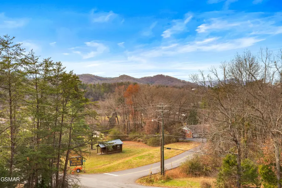205 Ogle Dr #622, Pigeon Forge, TN 37863 - Image #3