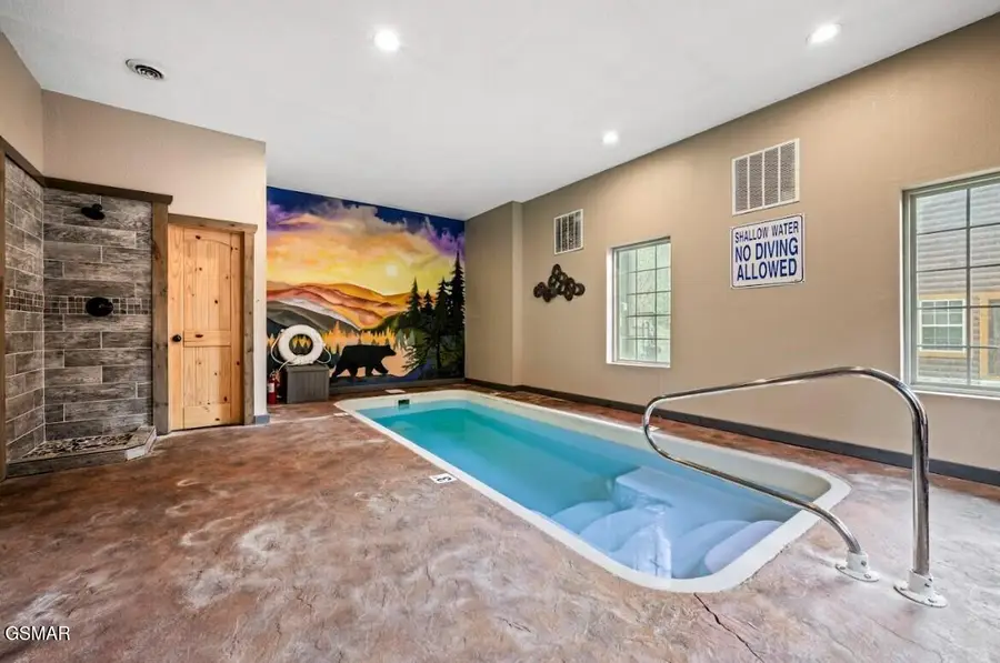 2378 Alpine Village Way, Pigeon Forge, TN 37863 - Image #2