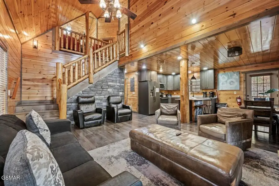 2378 Alpine Village Way, Pigeon Forge, TN 37863 - Image #3