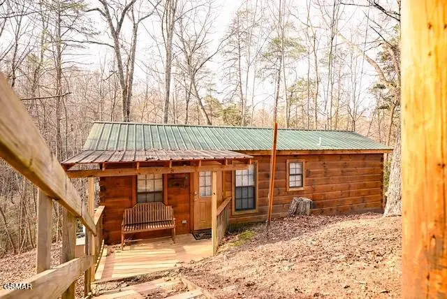 1041 Ridgefield Drive, Sevierville, TN 37876 - Image #2