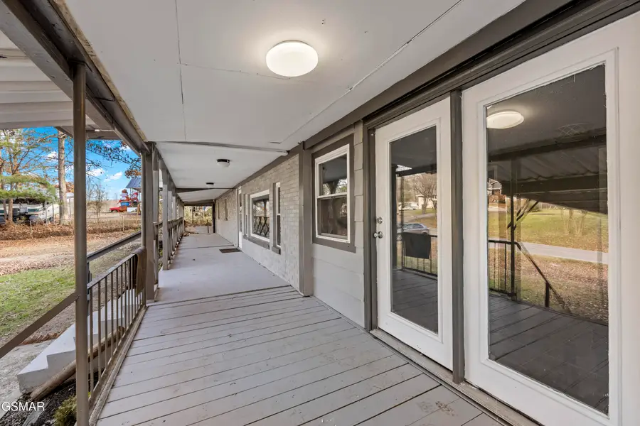 1037 Foust Carney Road, Powell, TN 37849 - Image #2