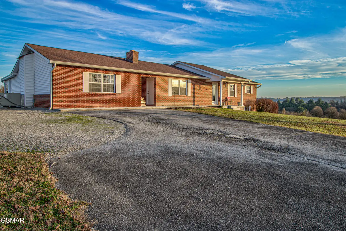 500 Allison Town Road, Philadelphia, TN 37846 - Image #1