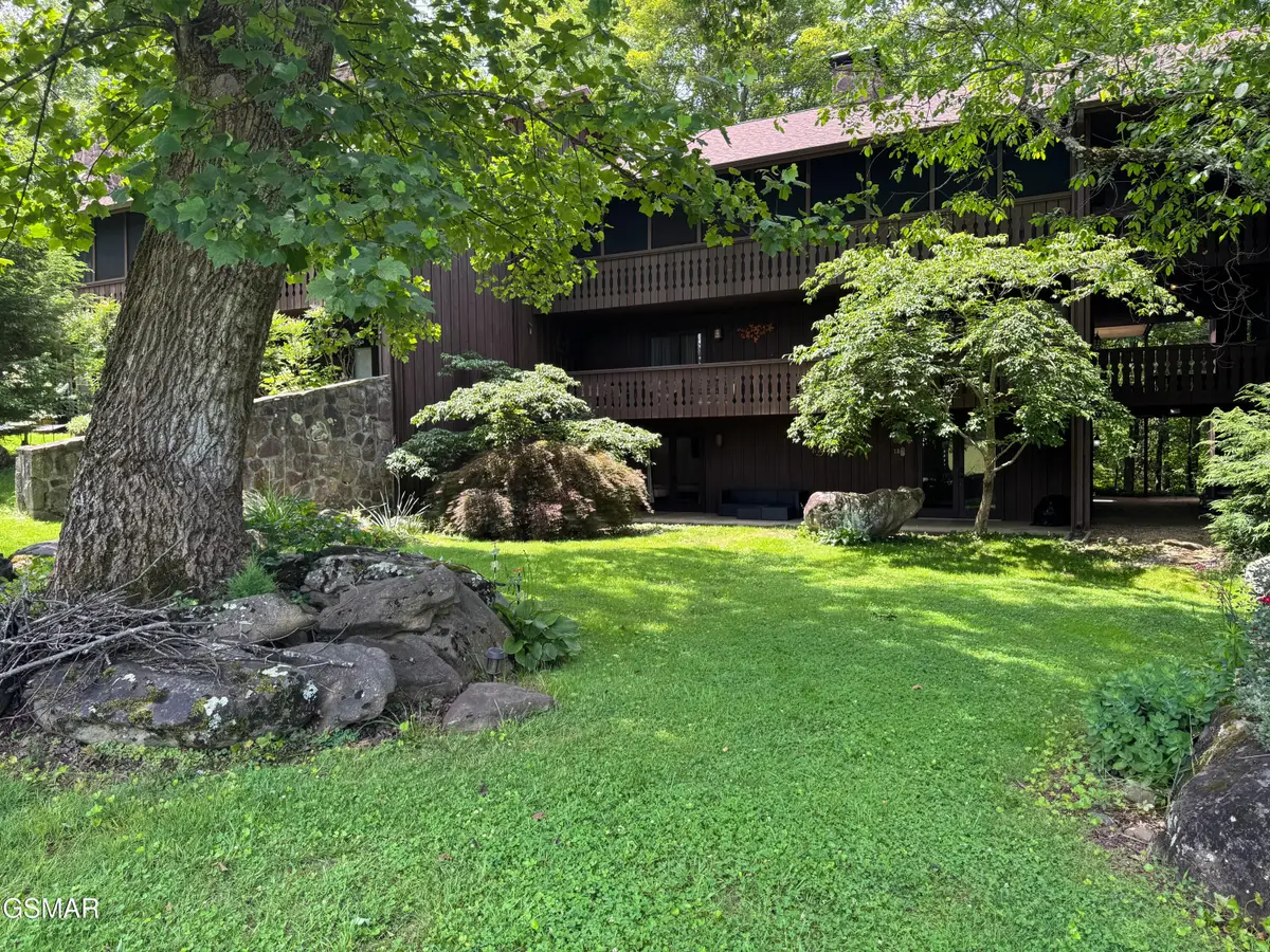 3815 E Parkway #APT 13, Gatlinburg, TN 37738 - Image #1