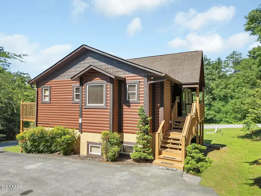 1715 Smoky Hills Drive, Gatlinburg, TN 37738 - Image #3