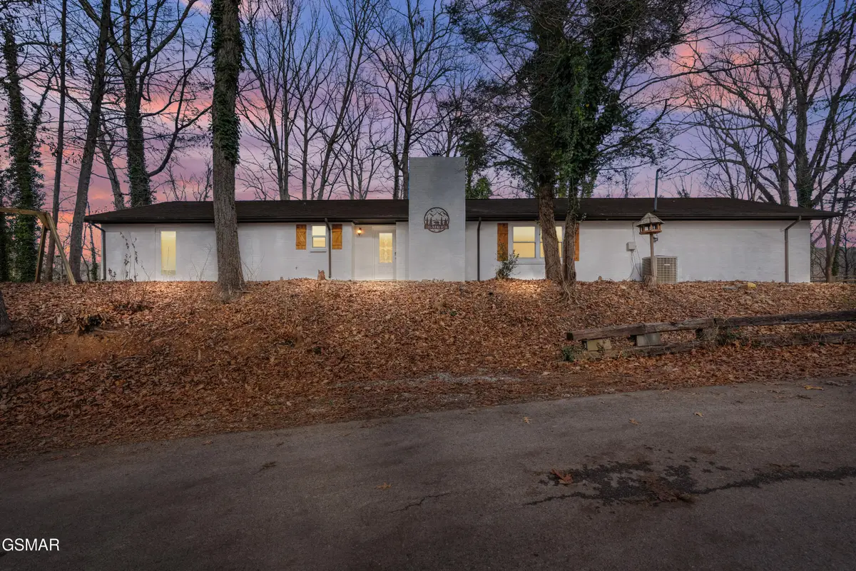 335 Buena Vista Drive, Sevierville, TN 37876 - Image #1