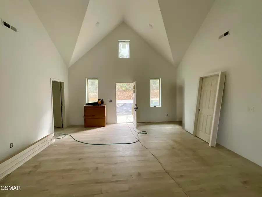 676 Monte Wood Circle, Pigeon Forge, TN 37863 - Image #3