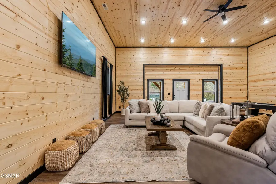 2881 Caughron Mountain Road, Sevierville, TN 37876 - Image #2